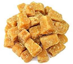 Brownish Square Sugarcane Jaggery Cubes, for Tea, Sweets, Style : Dried