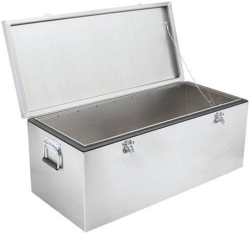 Plain 5 Feet Steel Trunk, Feature : Accurate Dimension, Attractive Designs, Quality Tested