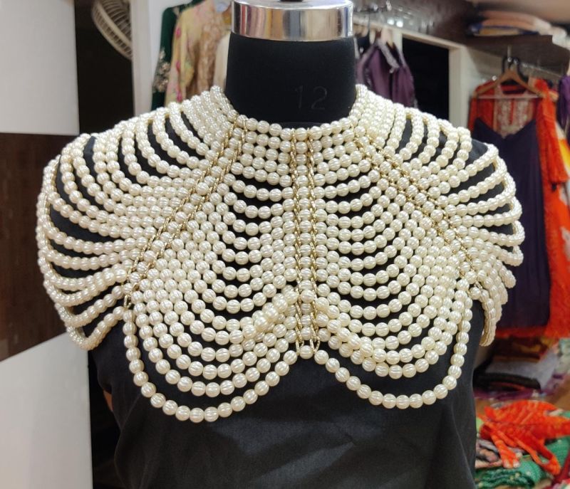 PHOENIX CORPORATION necklaces, Jewelry Type : pearl
