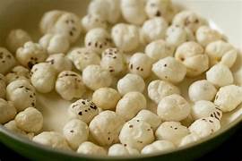 Natural Lotus Seeds, For Cooking, Food, Medicinal, Style : Dried, Raw, Roasted