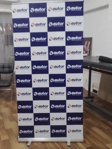 Aluminium roll up standee, Size : 6ftx3ft