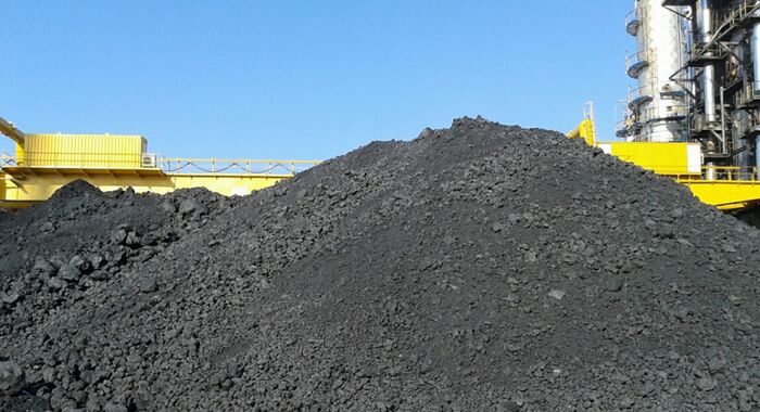 Fuel grade Petroleum Coke, Feature : High Strength, High Thermal Efficiency, Low Moisture