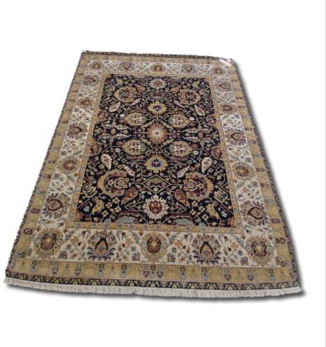 Hand Knotted Traditional Design Woolen Carpets
