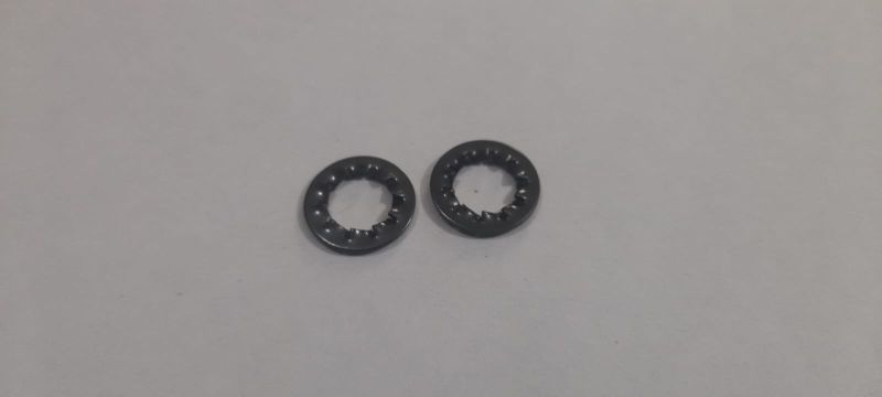 Overlapping Toothed Lock Washer