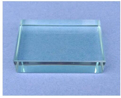 Transparent Rectangular Glass Slab, Packaging Type : Pack Consists Of One Piece