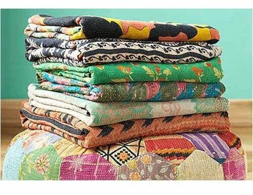 Printed Reversible Quilts, Size : 60x90 inch, 90x108 inch