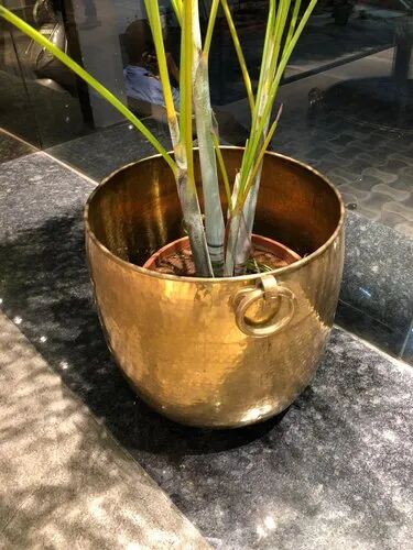 Brass planter, Color : Golden