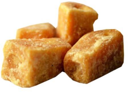 Premium quality jaggery cubes, Packaging Type : 50 kg bag