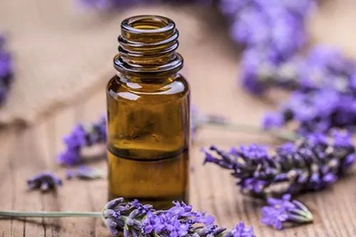 Essential Oil, For Cosmetic, Packaging Type : Drum