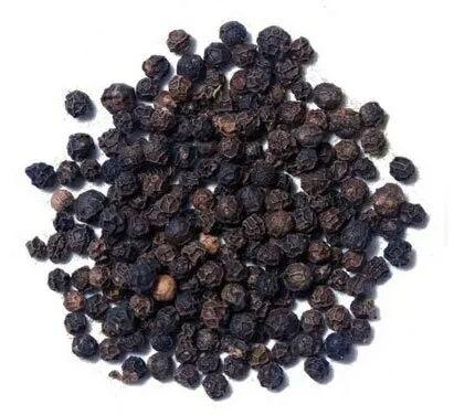 Raw black pepper