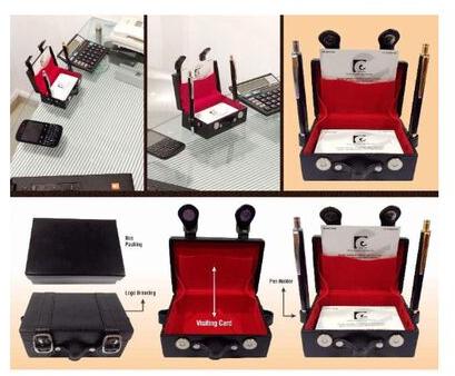 Inspiring Technologies Red Desktop Briefcase, Pattern : Plain