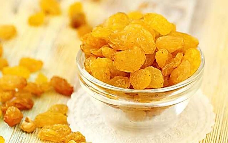 golden raisins