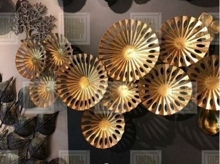 Zincopp golden decorative metal wall art, Size : 46 inches