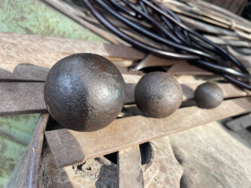 Non Polished Steel Forged Grinding Ball, for Industrial Use