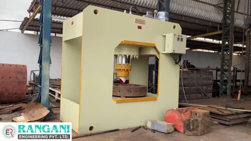 Rangani Mild Steel Industrial Hydraulic Press Machine, Capacity : 100 - 200 Ton