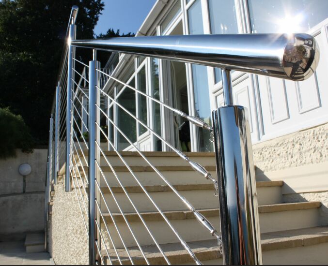 Yongsheng® Polished Stainless Steel railing post, for Staircase Use, Grade : AISI