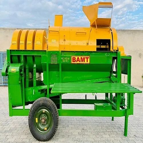 BAMT 1300 Kg Paddy Thresher Machine, Threshing Capacity : 1000 - 1500 kg/hr
