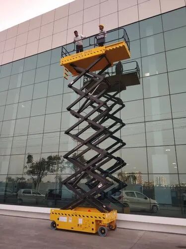 Self Propelled Scissor lift