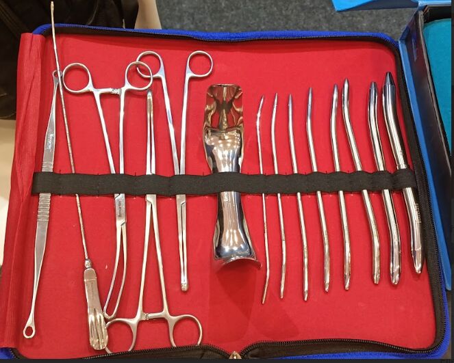 Polished Stainless Steel NVC D&C Set, for Surgical Use, Variety : Double Edge, Single Edge