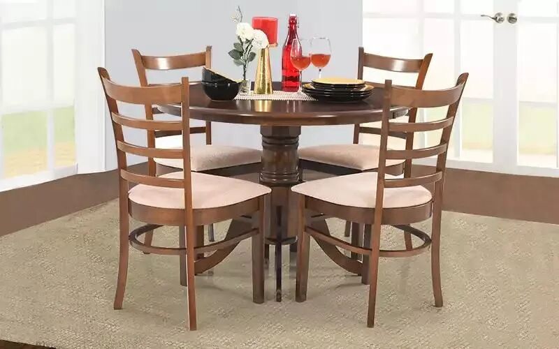 Polished Wood Round Dining Table Set, for Hotel, Home, Feature : Quality Tested, Crack Resistance