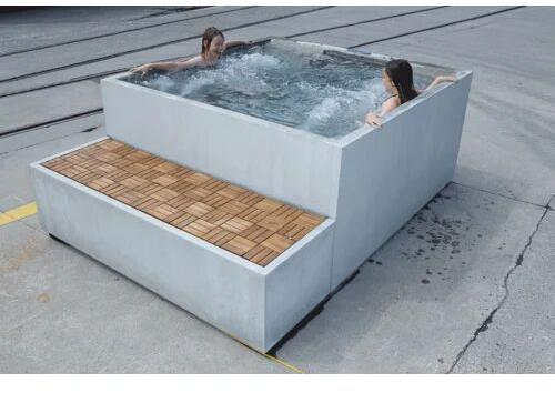 Chill Pool Bath