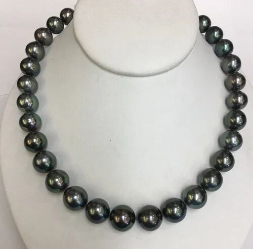 Black South Sea Pearls Necklace