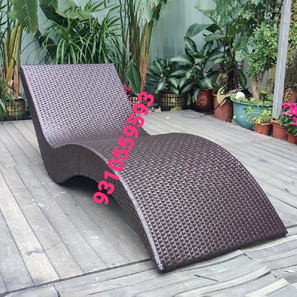 Sun Lounger, Size : 4x1x2ft