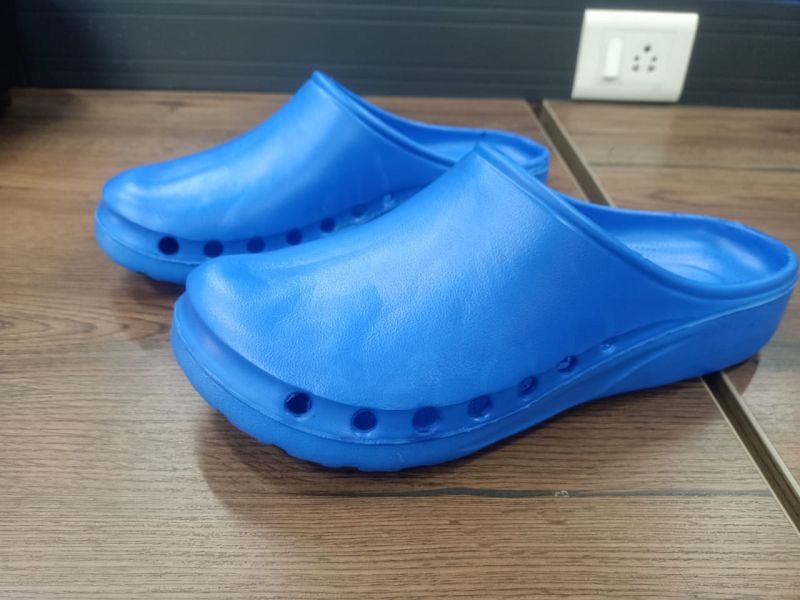 Washable clogs