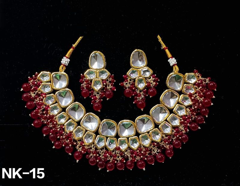 Polished Red Kundan Necklace Set, Style : Modern