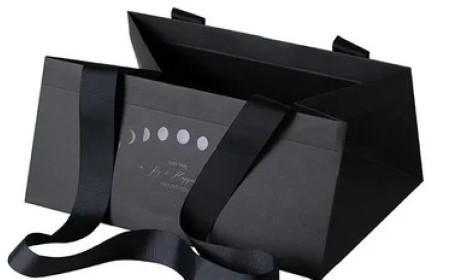 Black Stylish Paper Packaging Bag, for Shopping, Household