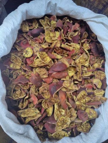 dried pomegranate peel