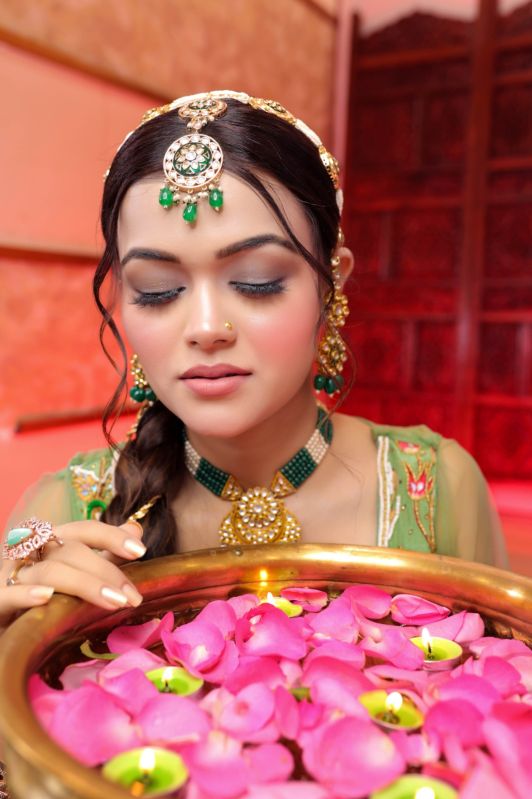 Mehendi Makeup Service