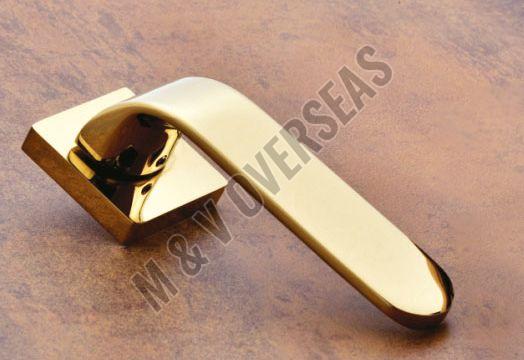 MV 003 Brass Rose Handle