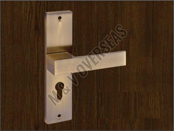 MV 005 Brass Pull Handle