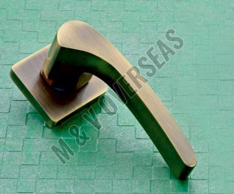 MV 006 Brass Rose Handle