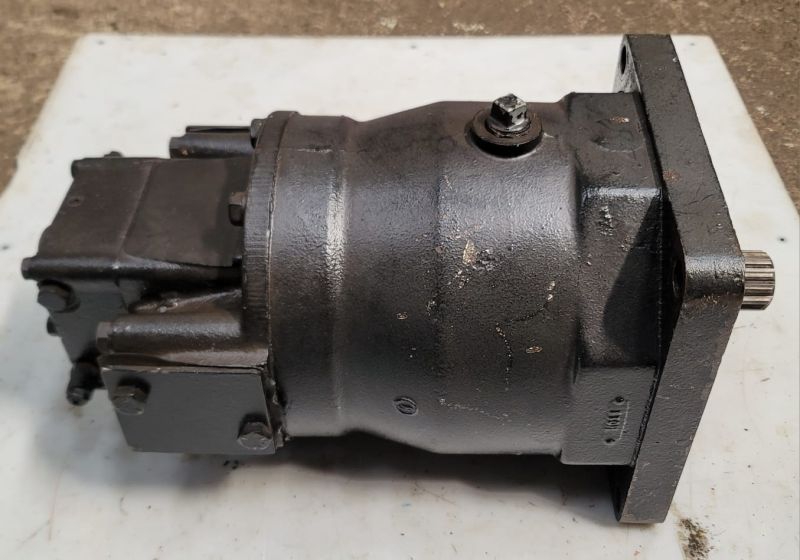 DYNAPOWER 896400 MODEL HYDRAULIC MOTOR