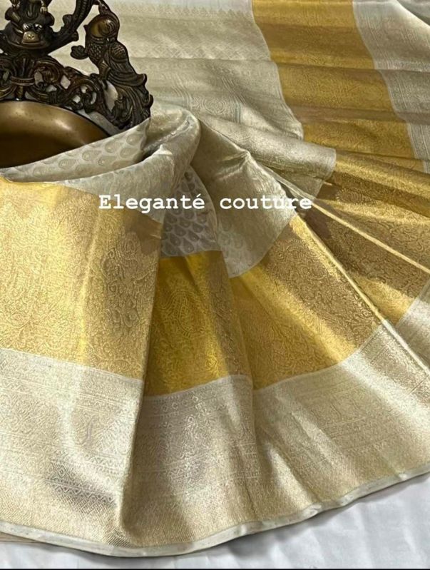 Weaving Pure Tanchoi Silk Saree