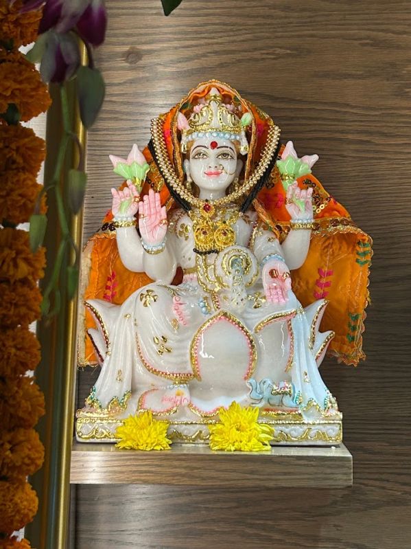 Marble Maa Laxmi Statue