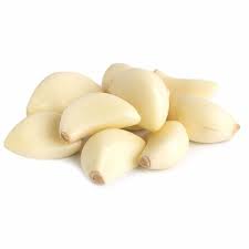 Off White Fresh Peeled Garlic, for Snacks, Fast Food, Cooking, Packaging Size : 20 Kg