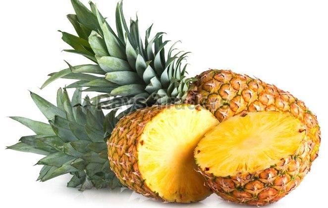 Solid Natural Pineapple, for Snacks, Juice, Shelf Life : 15 Days