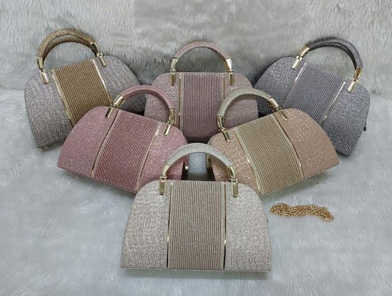 Designer Fancy Bridal Clutch Bags, Strap Type : Chain Strap