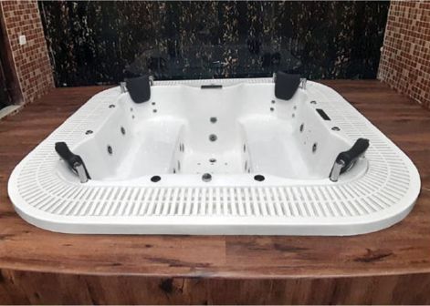White 88x88 Inch Aurous Whirlpool Spa System, for Bath Use