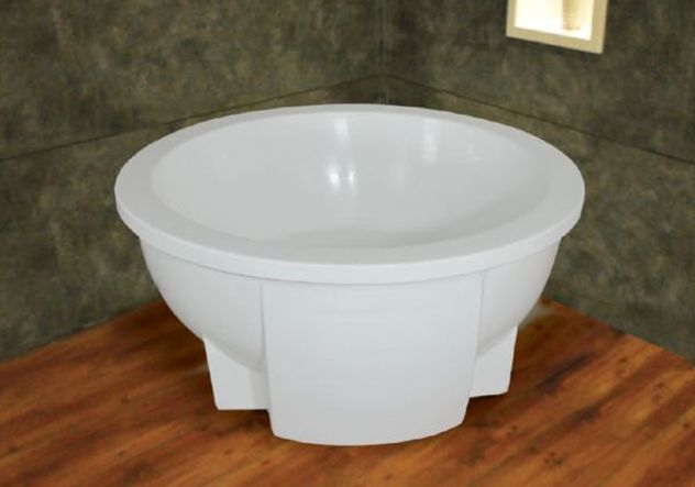 White Aurous Round Acrylic Free Standing Bathtub