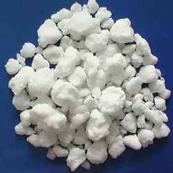 White Sodium Nitrite Lumps, for Industrial, Grade : Technical Grade