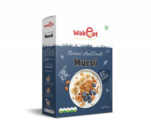 Crunchy Wakeat Foods Berries and Seeds Muesli, for Breakfast Cereal, Style : Raw