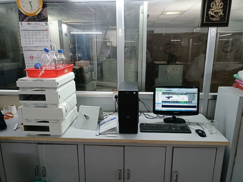 Electric Waters HPLC System, Size : 160x260x350 Mm