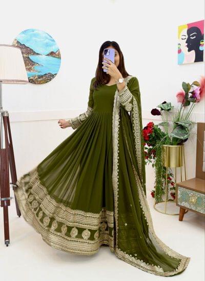 V NECK Georgette ladies gown, Size : M TO XXL