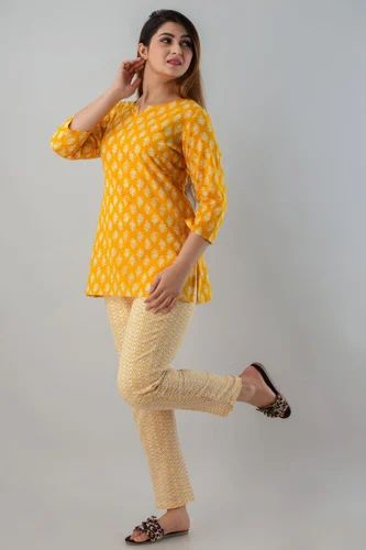 Ladies Short Kurti Pant Set