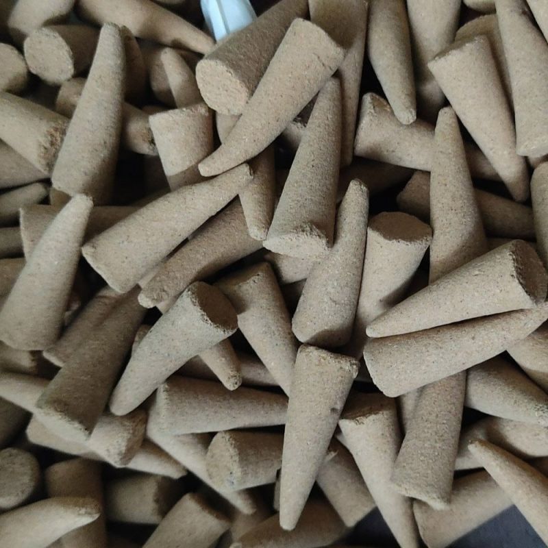Brown Natural Dhoop Cones, for Spiritual Use, Packaging Type : Plastic Packets