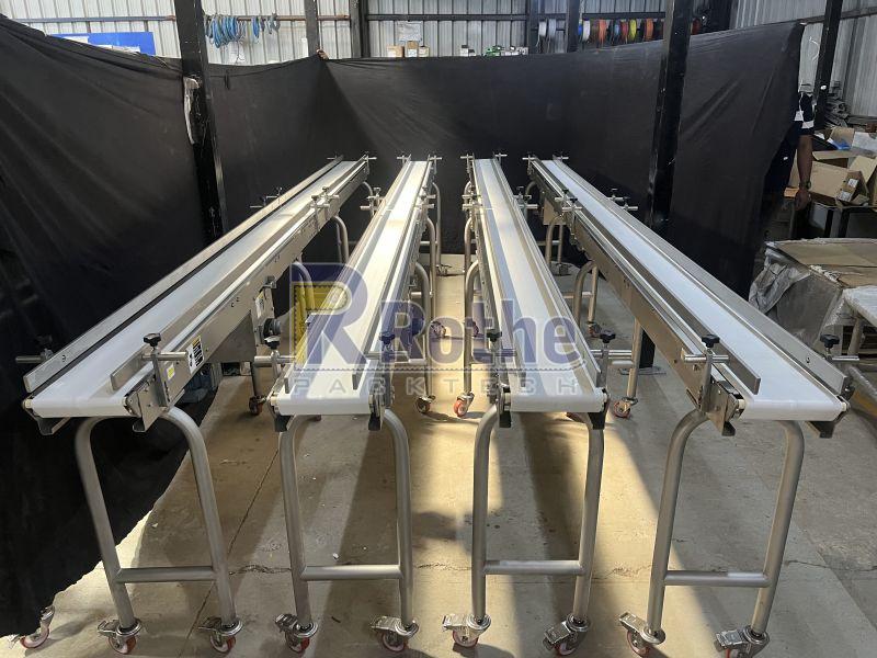 PVC/PU/Rubber Knife Edge Conveyor System, Belt Length : Customized